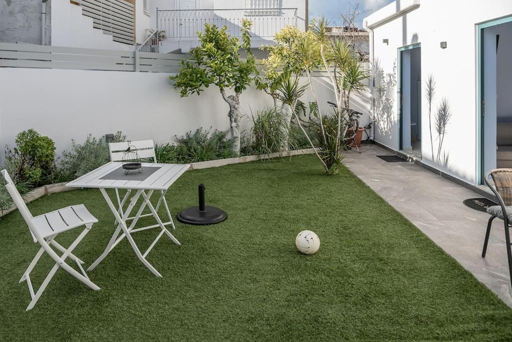 M City Apartments, Garden 2 하니아 외부 사진